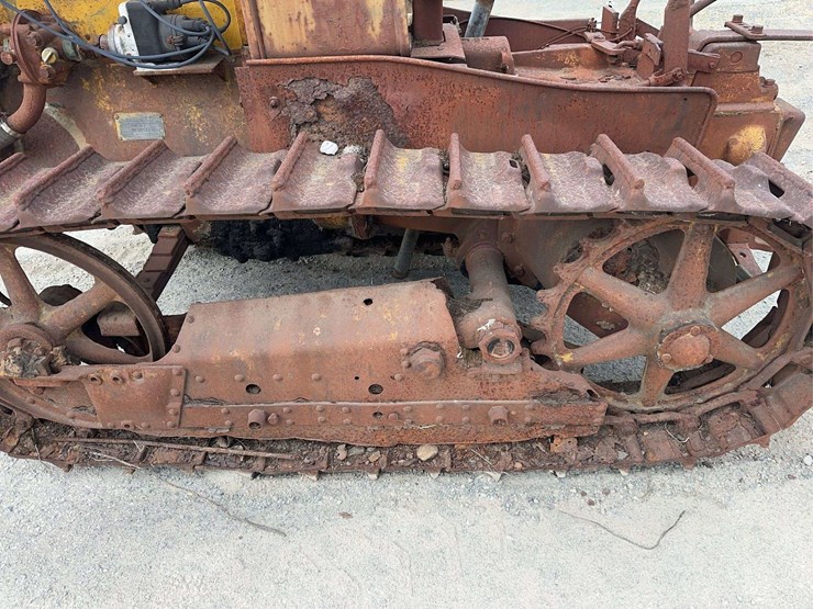 holt-caterpillar-image-23