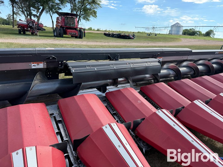 2022-drago-gt-12-30-12r30"-corn-head-image-19