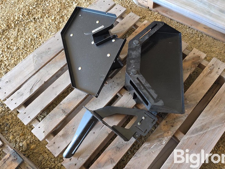 tractor-cab-corner-cubby-image-1