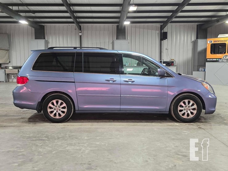 2010-honda-odyssey-image-6