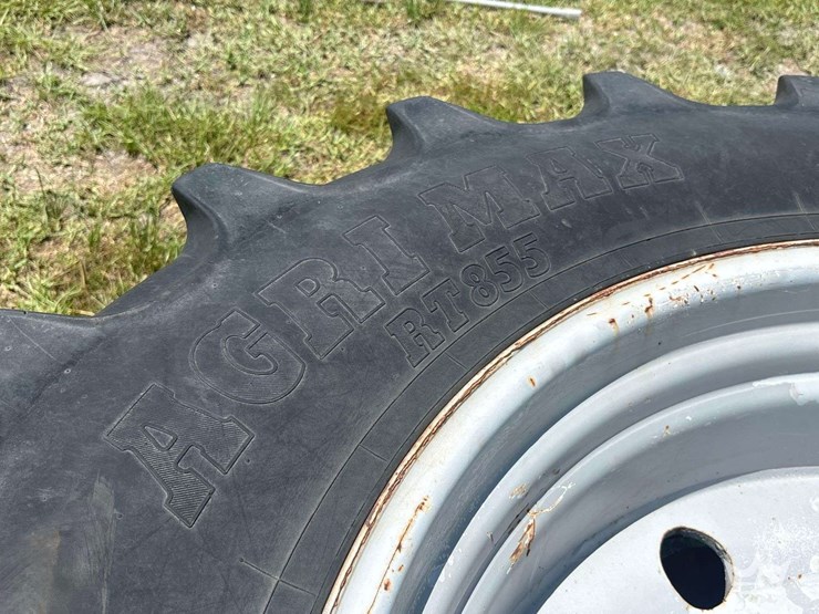 pair-of-480/80r42-tractor-wheels-and-tires-image-6