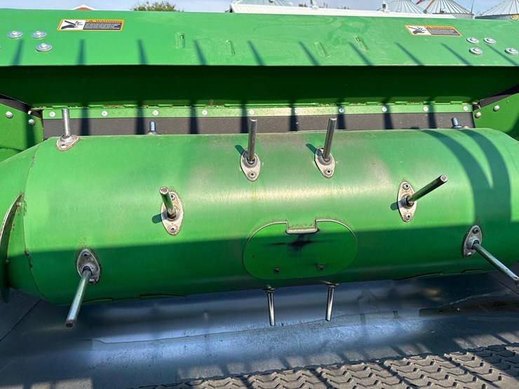 2018-john-deere-635fd-image-38