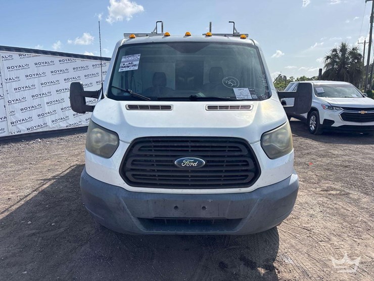 2015-ford-transit-image-31