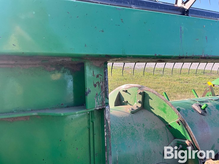 2007-john-deere-622f-image-12