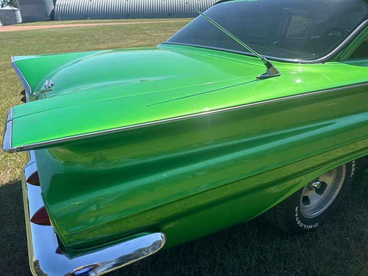 1960-chevrolet-biscayne-sedan-image-22