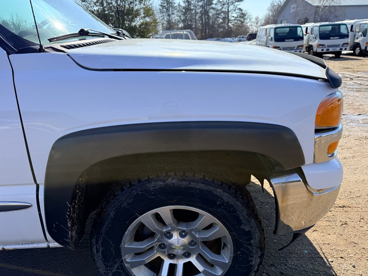 2002-gmc-1500-image-27