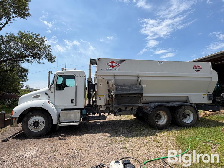 2003-kenworth-t300-image-9