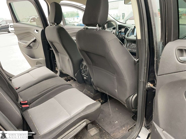 2019-ford-escape-image-19