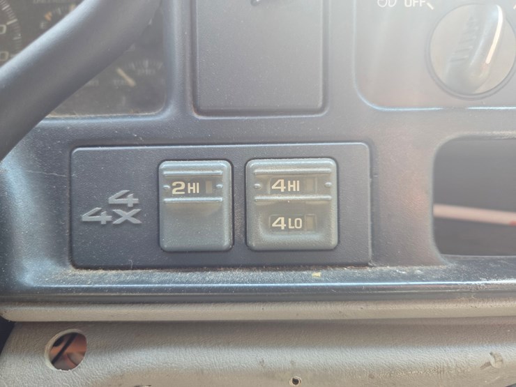 #1802-•-2000-chevrolet-image-55