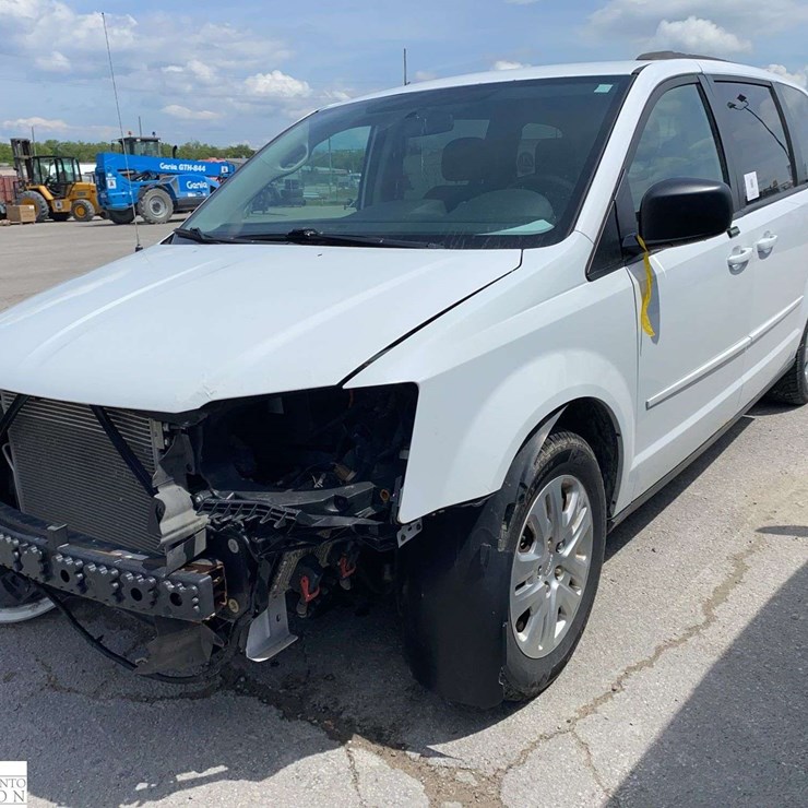 2017 DODGE GRAND CARAVAN SE