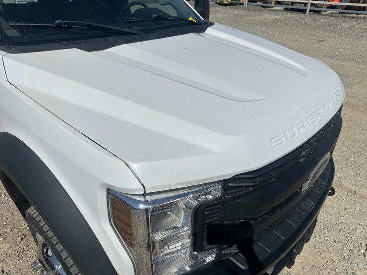 2019-ford-f550-image-10