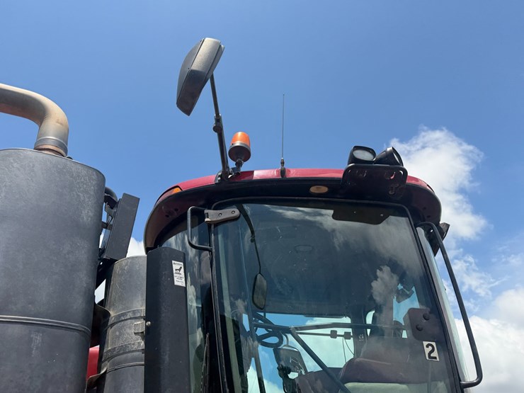 2014-case-ih-470-image-62