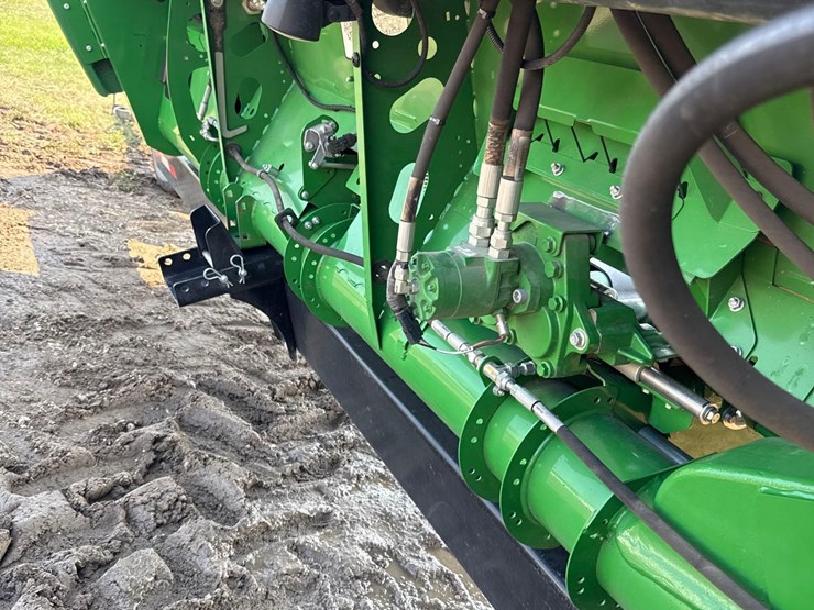 2018-john-deere-635fd-image-26