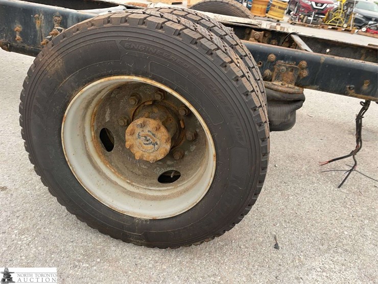 2017-international-durastar-4300-image-18