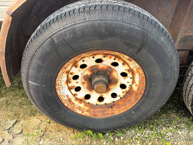 #1535-•-2002-rugged-trail-20'-trailer-image-12
