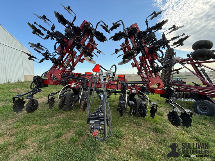 2022-case-ih-2022-image-6