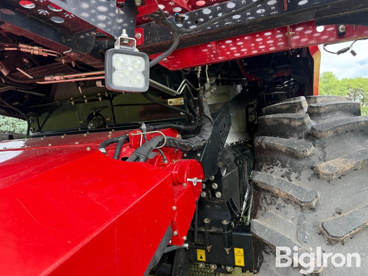2023-case-ih-8250-image-12