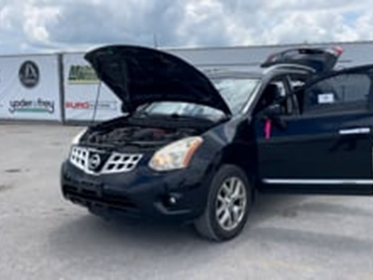 2013-nissan-rogue-image-9