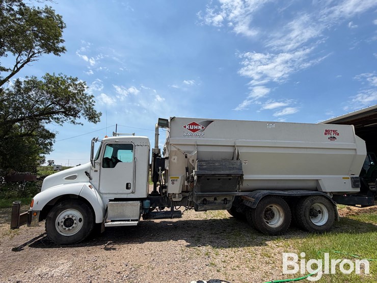 2003-kenworth-t300-image-10