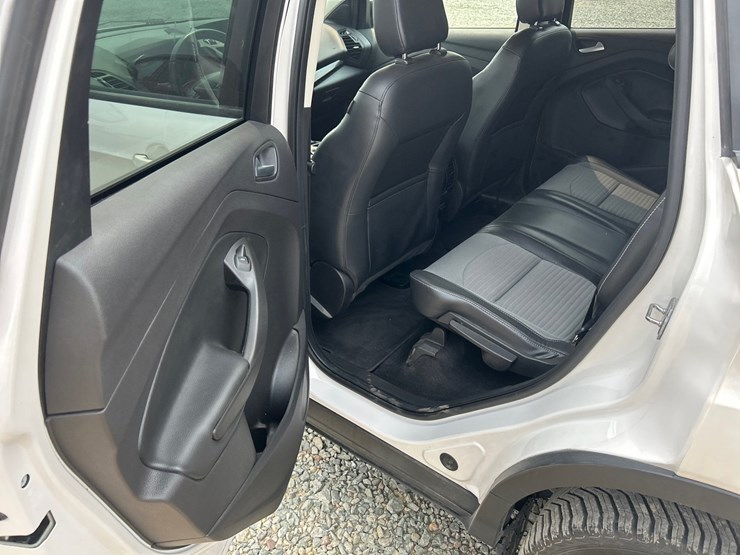 2018-ford-escape-image-35
