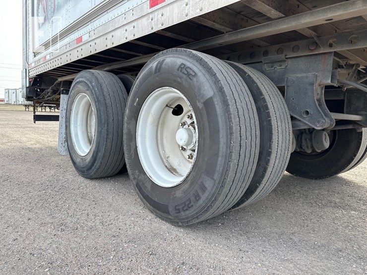 2002-strick-trailer-image-18