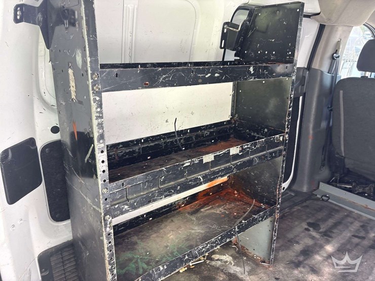 2016-nissan-nv200-image-10