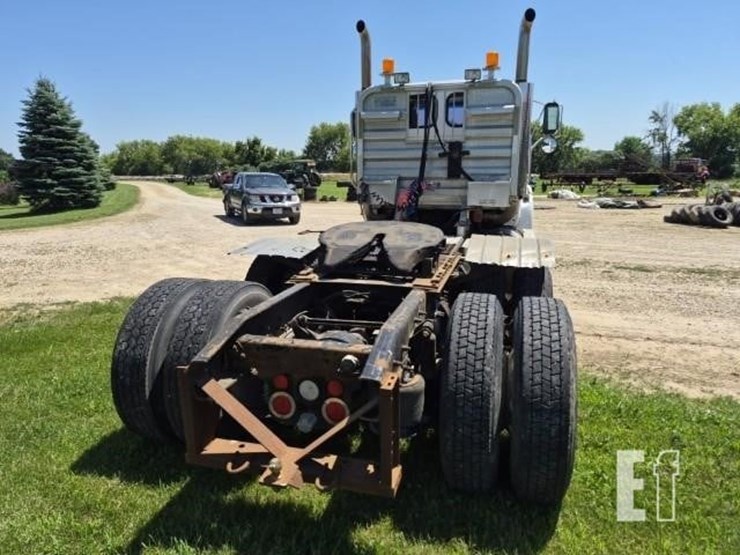 2005-caterpillar-c13-image-10