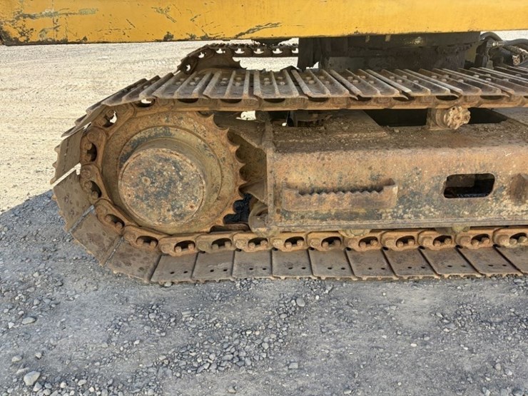 1990-caterpillar-e70b-image-21