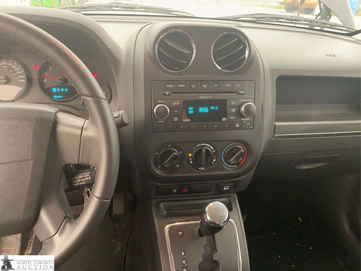 2009-jeep-patriot-sport-image-12
