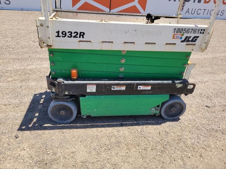 2018-jlg-1932r-image-14