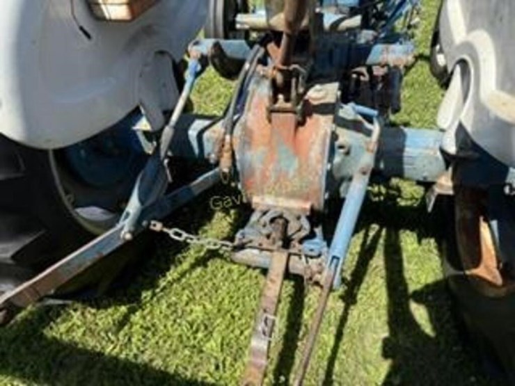 ford-3000-image-5