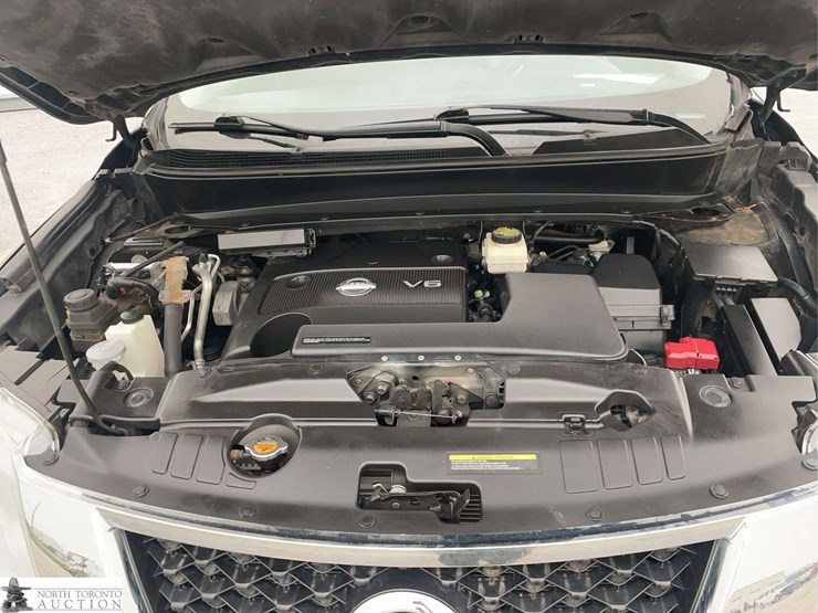 2014-nissan-pathfinder-image-9