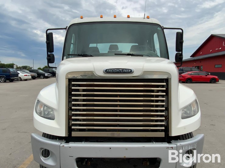 2012-massey-ferguson-730-image-12