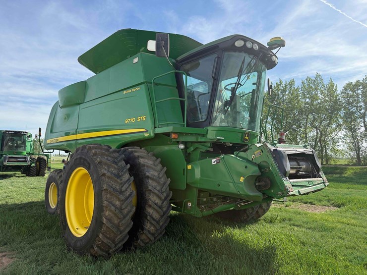 2009-john-deere-9770-sts-image-12