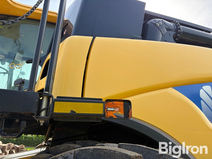 2009-new-holland-cr9040-image-13