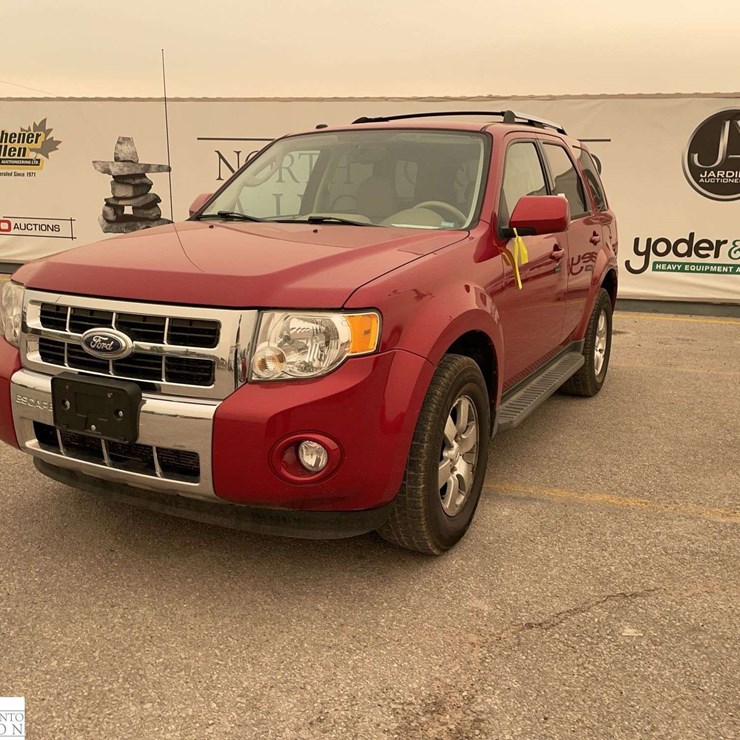 2011 FORD ESCAPE
