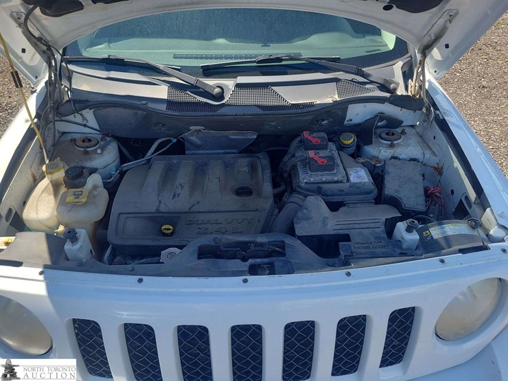 2012-jeep-patriot-image-11