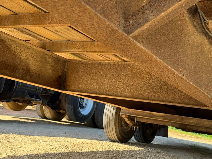 #1888-•-2004-friesen-welding-load-warrior-7-ton-gooseneck-trailer-image-39