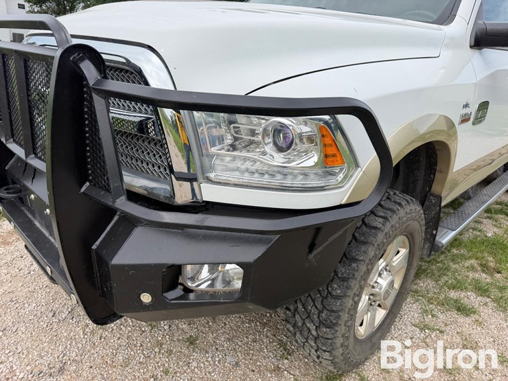 2016-dodge-2500-image-11
