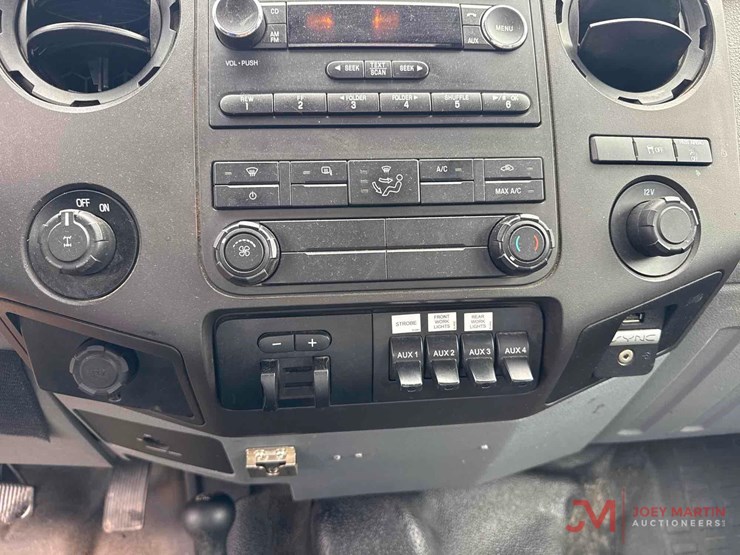 2016-ford-f350-xl-image-31