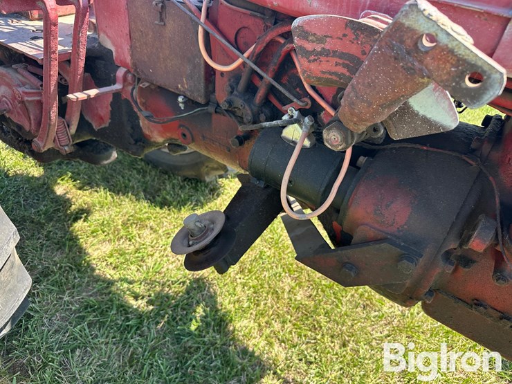 1949-farmall-c-2wd-tractor-w/axle-mount-duals-image-20