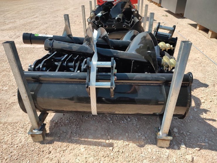 mini-excavator-attachment-set-image-7
