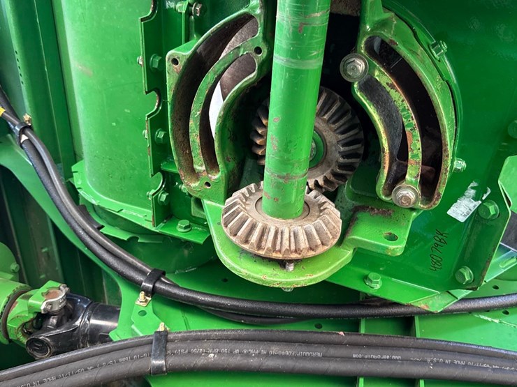 2011-john-deere-9770-sts-image-40