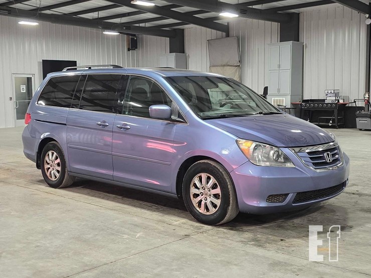 2010-honda-odyssey-image-2