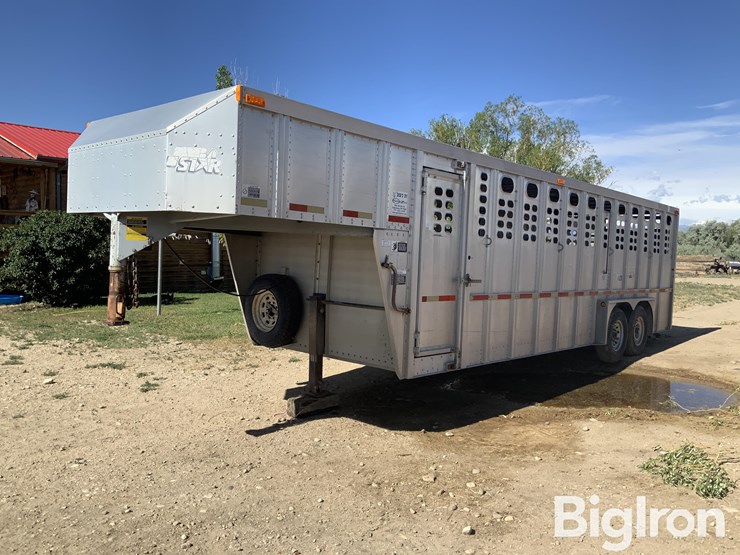 1998-wilson-livestock-trailer-image-1