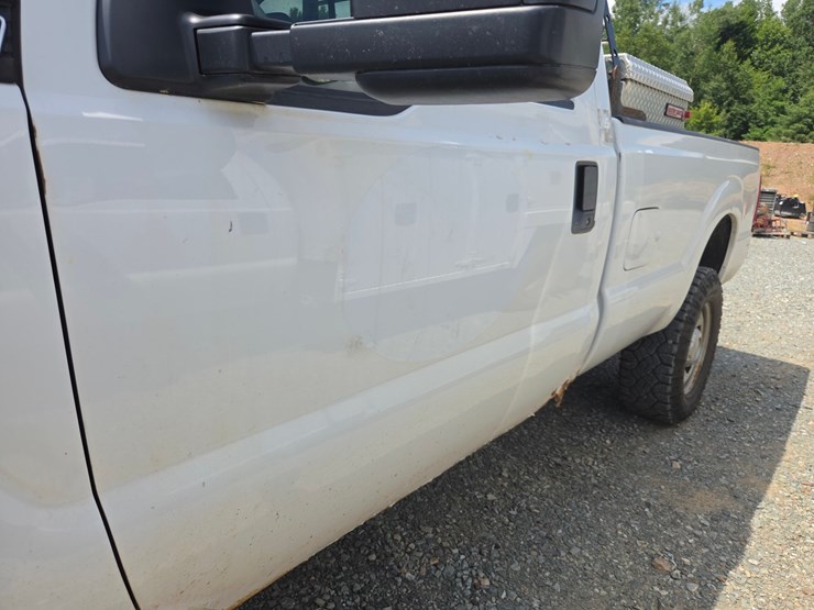 2013-ford-f350-image-22