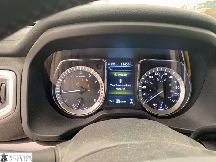 2017-nissan-titan-image-12