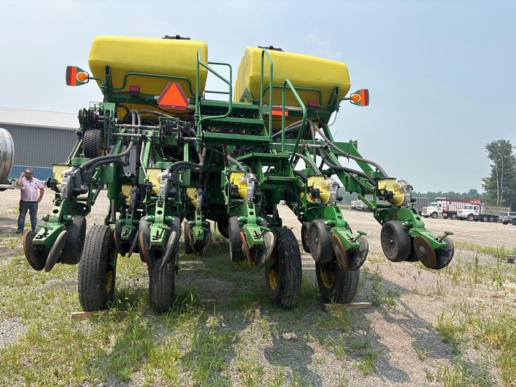 john-deere-1790-image-4