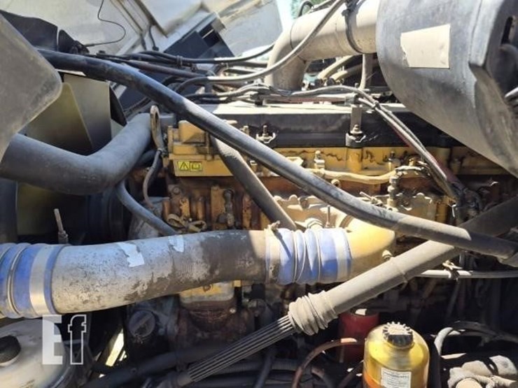 2005-caterpillar-c13-image-16