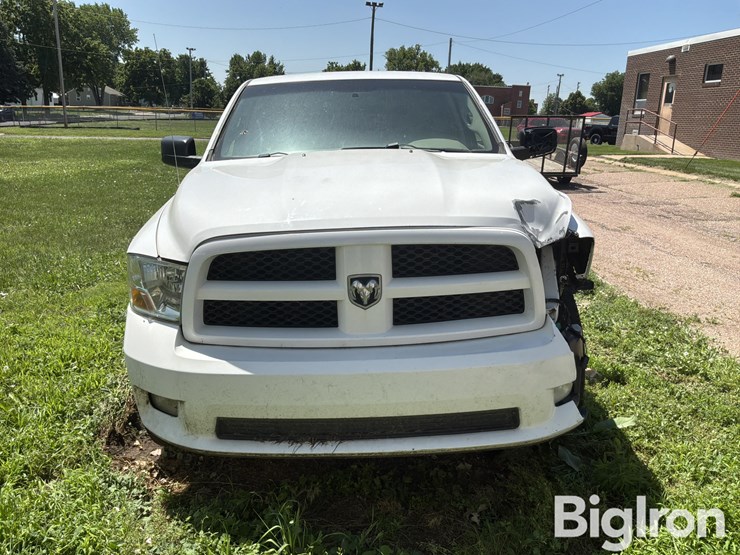2012-dodge-ram-1500-image-2